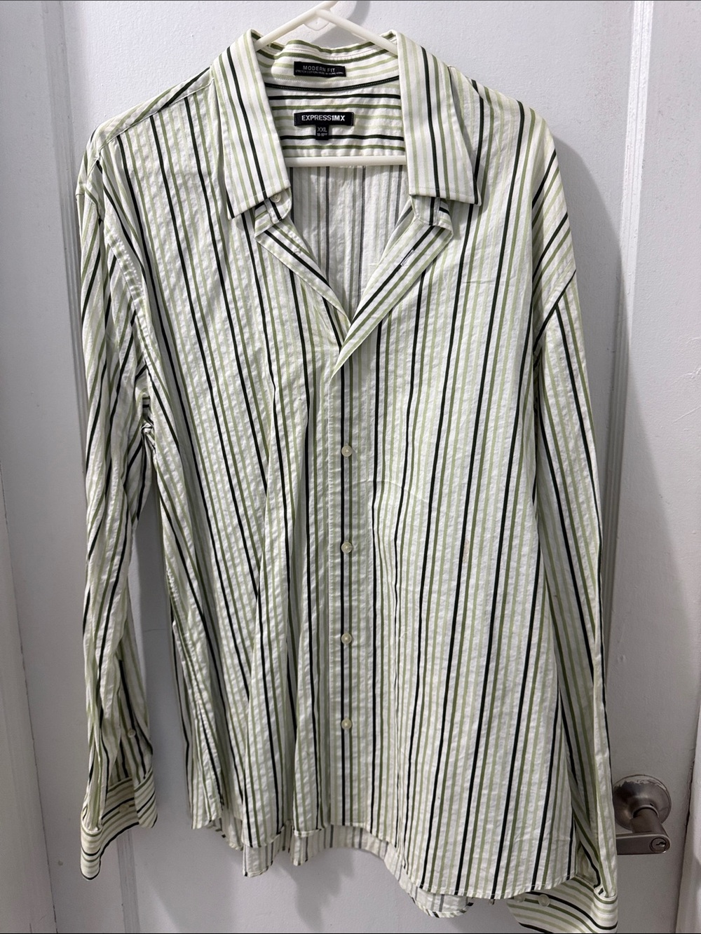 Express Men’s Striped Button-Down Shirt in Green and White